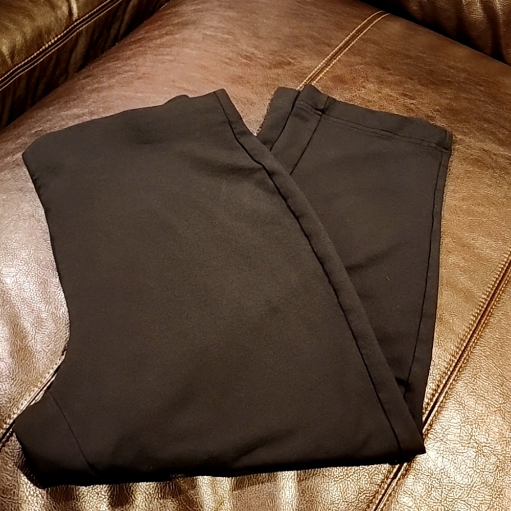 Size L Pure Jill Slim Leg Cropped
